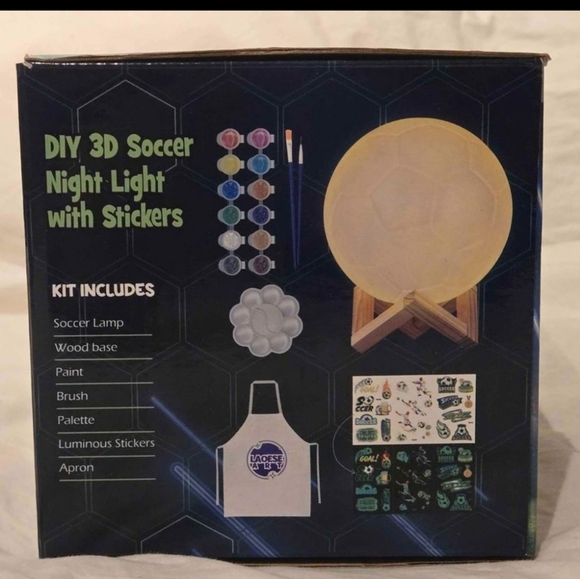 NIB - Paint Your Own Soccer Ball Lamp Kit; DIY 3D Night Light with all supplies - Picture 3 of 10